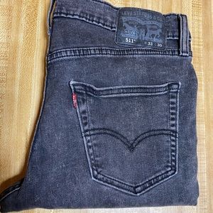 Levi’s Black stone washed 33x30 slim fit denim